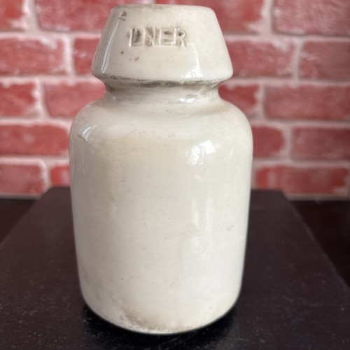 Vintage lner ceramic railway - lner,
