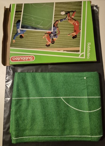Subbuteo playing pitch 61109 - subbuteo,