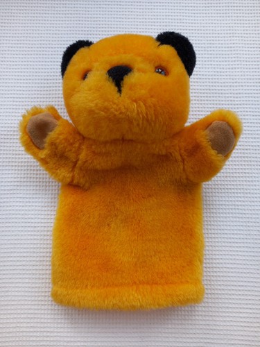 Vintage 1992 sooty hand - 1992,