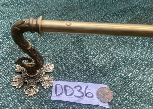 642mm cast brass - tee, towel