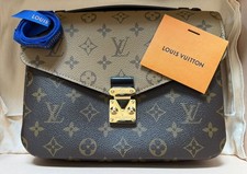 Louis Vuitton Pochette Metis