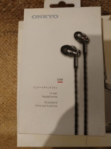 Onkyo e300 wired premium new - wired,