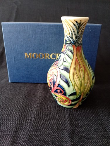 Moorcroft prairie summer - summer, vase