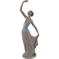 Nao Lladro The Dance Is Over