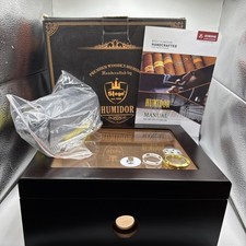 Premium Wooden CIGAR HUMIDOR