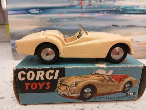 Corgi 301 triumph tr2 very - corgi,