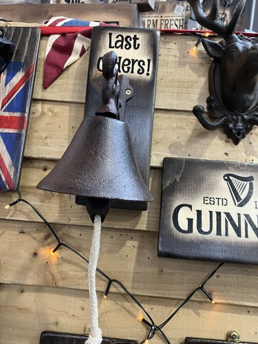 Traditional bar accessory - accessory,,