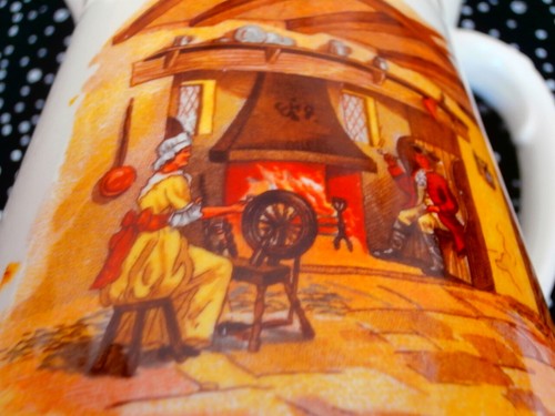Vintage falcon ware lawrence - falcon,