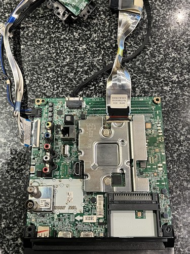 60um7100plb main board - lg,