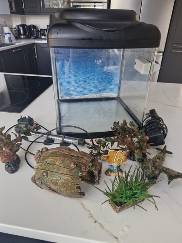 Fish tank litres - fish, |