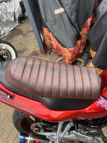 Universal cafe racer - cafe, seat
