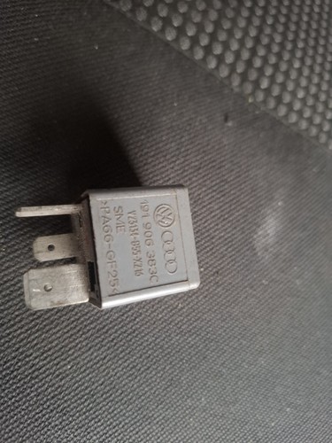 Fuel pump relay 167 - -, 1.4