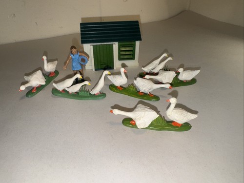 Britains farm chicken coop - farm,