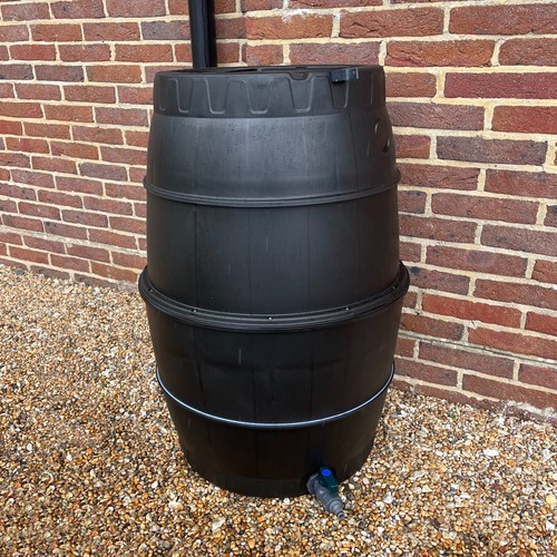 Water butt garden rain barrel - butt,