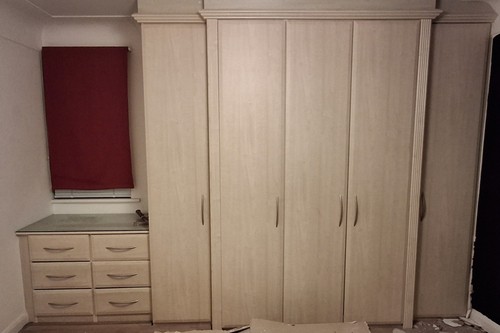 Light wood effect - wood, fitted