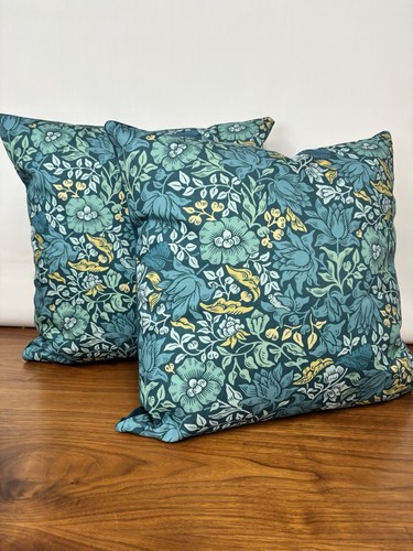William morris mallow cushion - mallow,