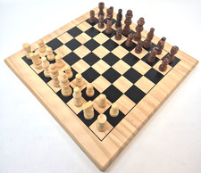 Wooden Chess Board & Pieces Noughts & Crosses 12"