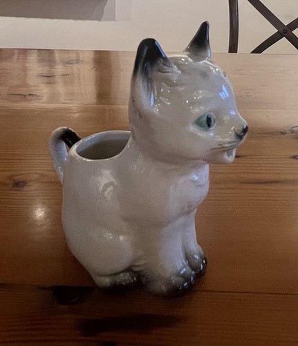 Vintage hummel goebel cat - &,