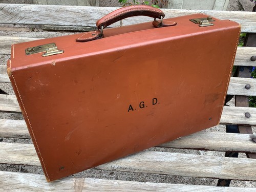 Vintage small brown leather - vintage,