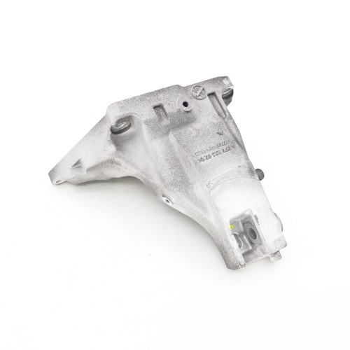 Engine bracket right mercedes - engine,