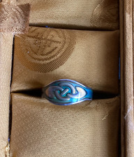 Vintage Celtic Knot Claddagh