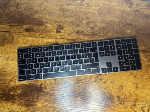 Genuine apple magic keyboard - genuine,
