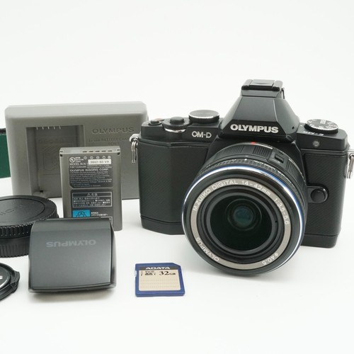 Olympus black - e-m5, +