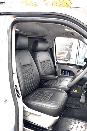 Transporter 9 seater - t5,