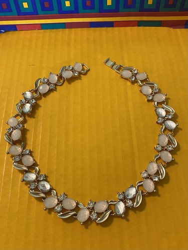 50s style vintage exquisite - style,
