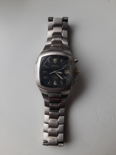 Seiko kinetic titanium watch - titanium,