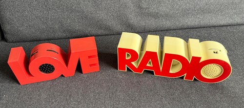 Vintage red isis pop - pop, art