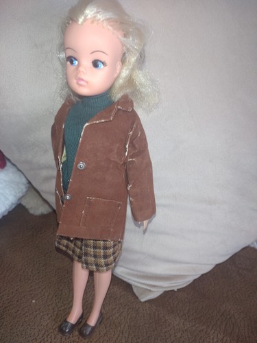 Sindy doll 1960 country walk - doll,
