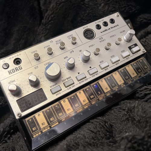 Korg volca bass analogue - korg,