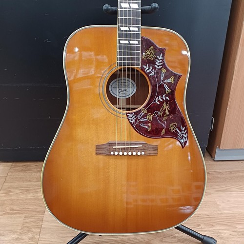 Gibson hummingbird acoustic - gibson,