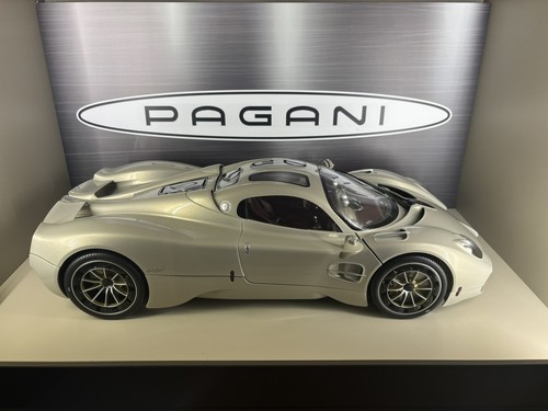Pocher pagani utopia - pocher,