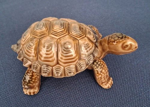 Wade porcelain turtle trinket - porcelain,