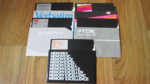 25 floppy disks 5x - disks,