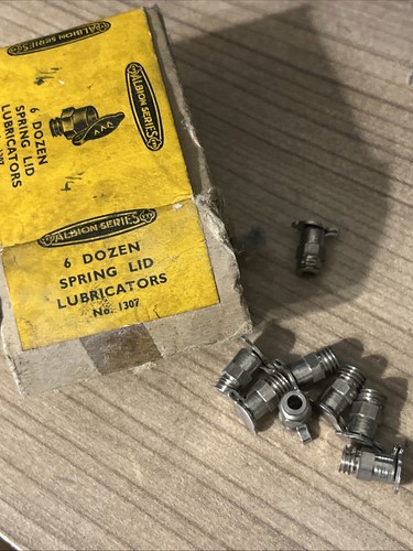 Vintage nos 1930 spring - nos,