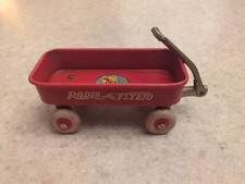Vintage Radio Flyer Miniature Toy Wagon Radio Steel & Mfg Co Chicago 35 C32A