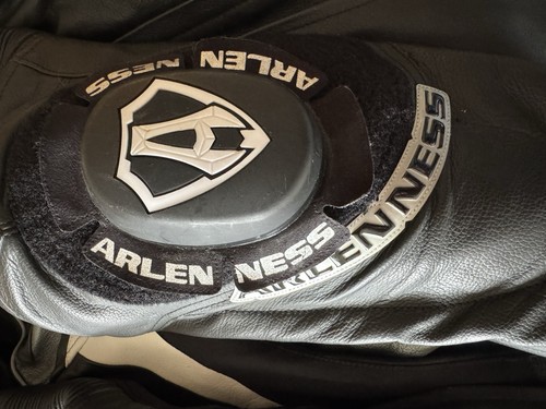 Motorcycle leathers arlen ness - arlen,