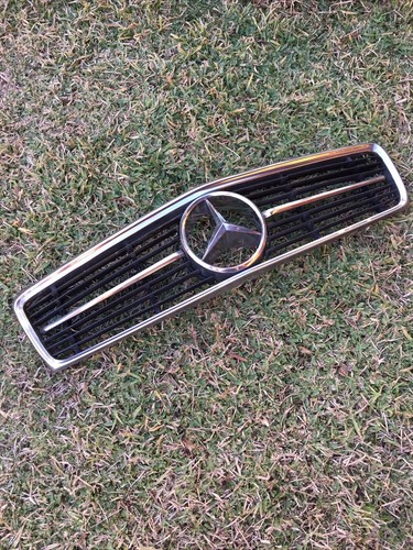 Mercedes w107 280 350 380 - 280,