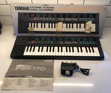 Yamaha Electronic Keyboard