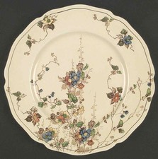 Royal Doulton Kew Dinner Plate 557720