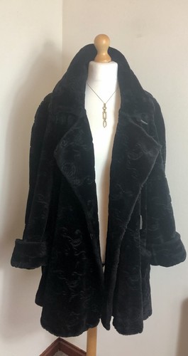 Glamorous vintage wallis - vintage, faux