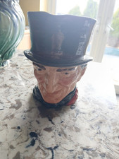 LARGE ROYAL DOULTON JOHN PEEL