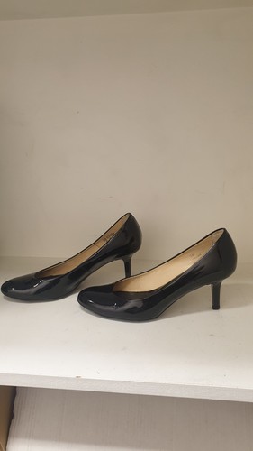 Tods black leather heel shoes