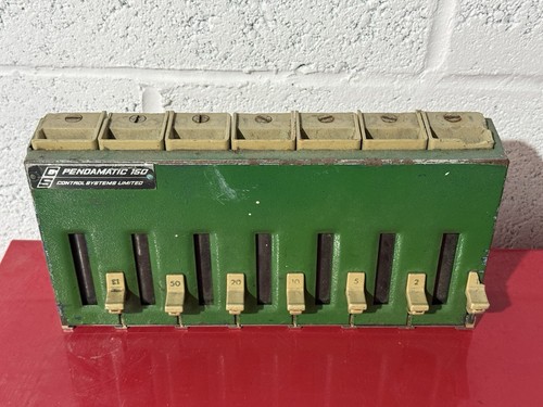 Pendamatic 150 bus - 150, driver