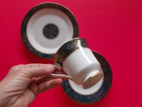 Royal doulton carlyle design - royal,
