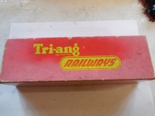 TRIANG 2-6-2 R59 TANK LOCO