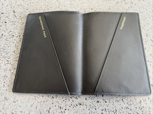Smythson bond signature - of,